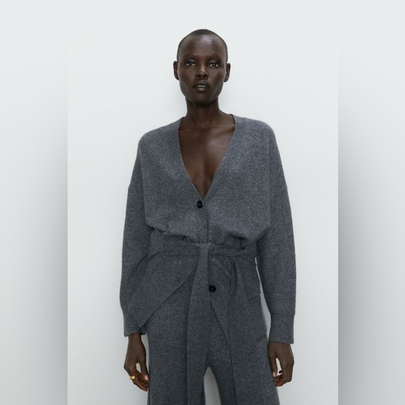 ZARA Gray Knit Wrap Robe - Picture 6 of 15